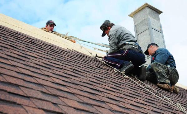 Expert St Charles Roof Repair Services to Prevent Costly Leaks