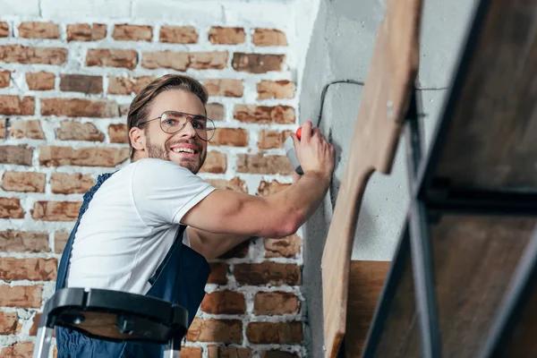 How Electrical Work Can Improve Your Renovation